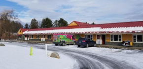 Middlebury Sweets Motel